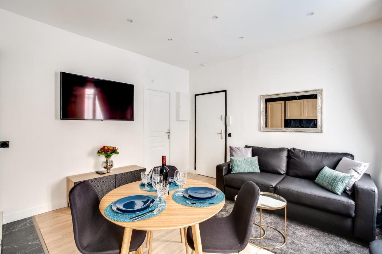 Suite Paris, Tour Eiffel, Champs Elysees Екстериор снимка