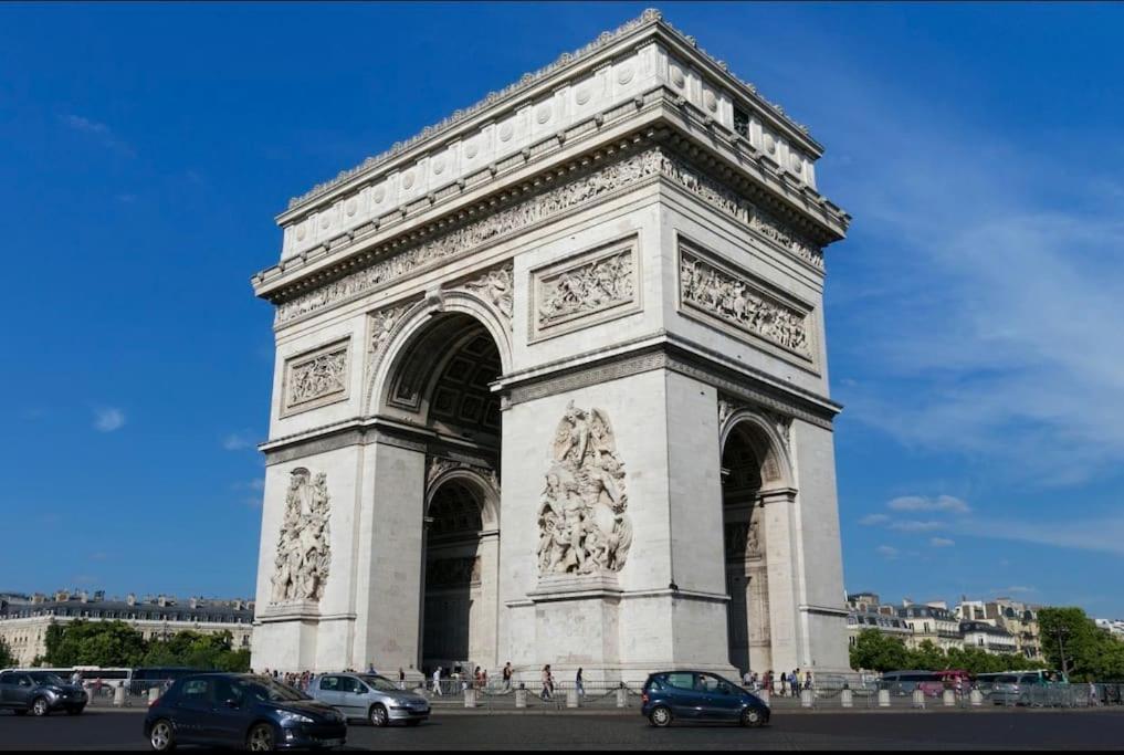 Suite Paris, Tour Eiffel, Champs Elysees Екстериор снимка