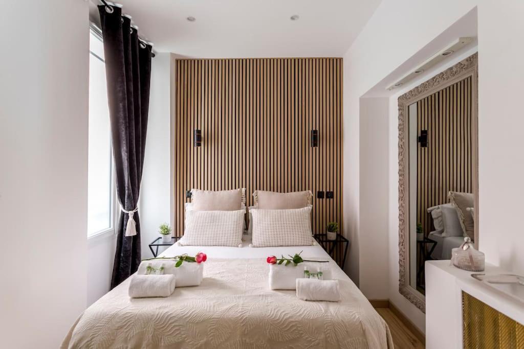 Suite Paris, Tour Eiffel, Champs Elysees Екстериор снимка
